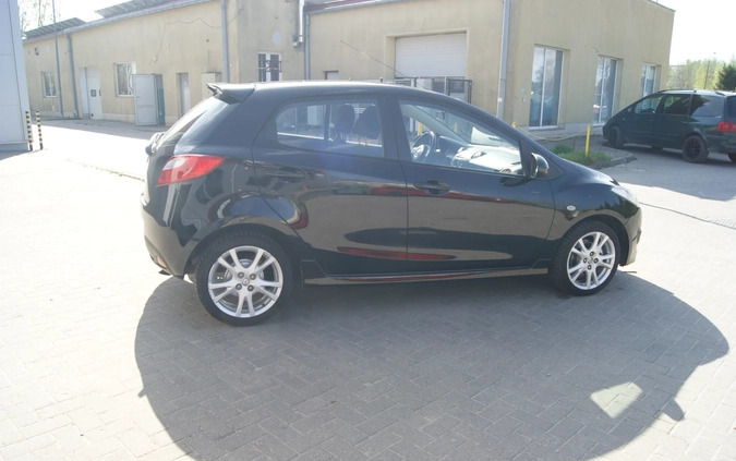 Mazda 2 cena 14900 przebieg: 145852, rok produkcji 2008 z Krynica-Zdrój małe 379